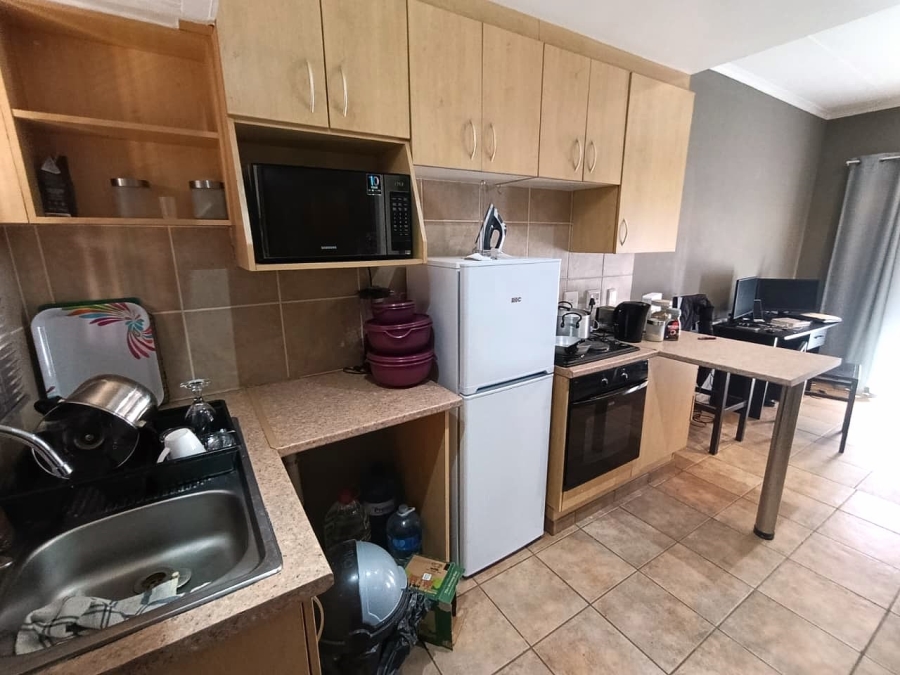 1 Bedroom Property for Sale in Vredenhof Sh Free State